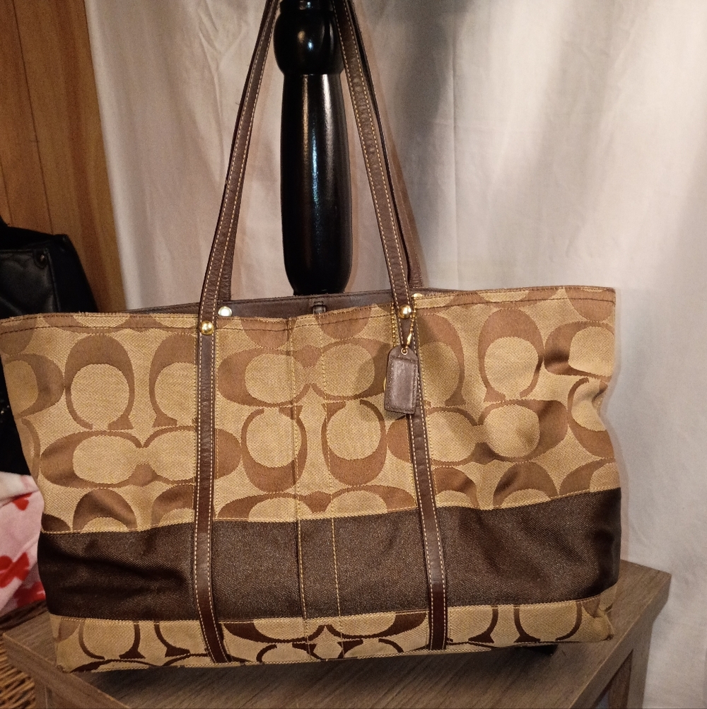 Vintage Coach Tan and Brown Signature Tote With Rainbow Interior